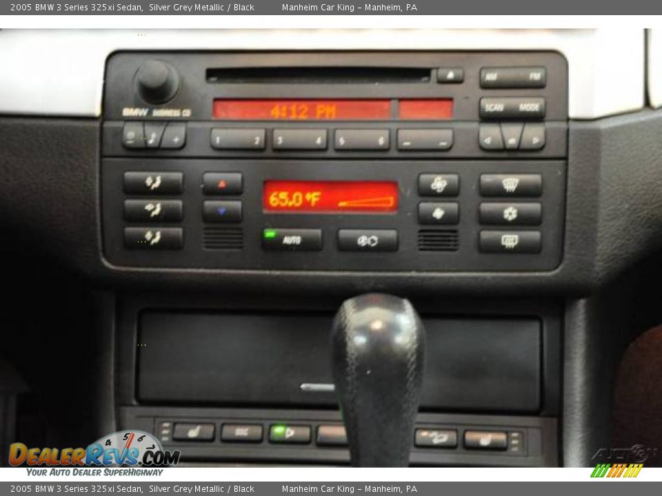 2005 BMW 3 Series 325xi Sedan Silver Grey Metallic / Black Photo #26