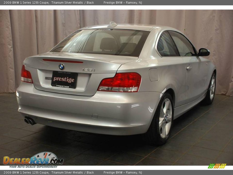 2009 BMW 1 Series 128i Coupe Titanium Silver Metallic / Black Photo #2