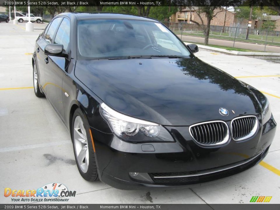 2009 BMW 5 Series 528i Sedan Jet Black / Black Photo #4
