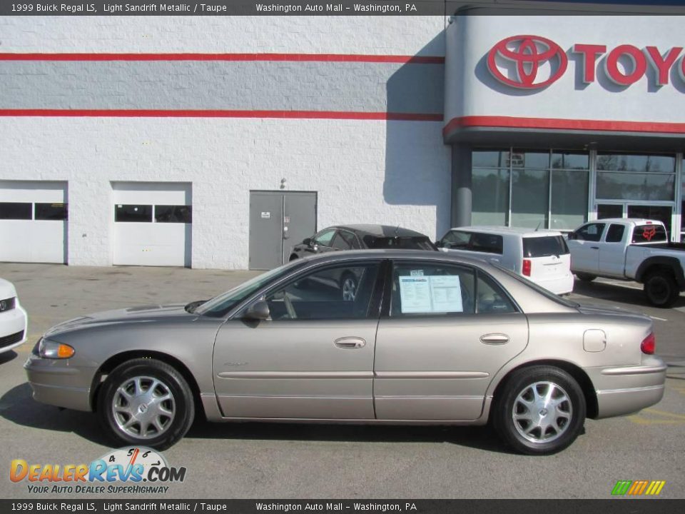 1999 Buick Regal LS Light Sandrift Metallic / Taupe Photo #2