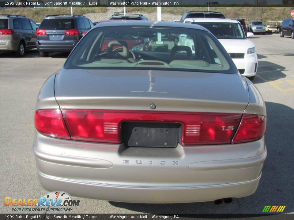 1999 Buick Regal LS Light Sandrift Metallic / Taupe Photo #4