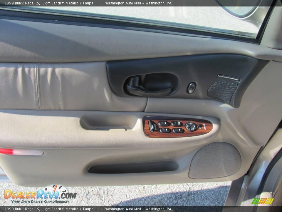 1999 Buick Regal LS Light Sandrift Metallic / Taupe Photo #12