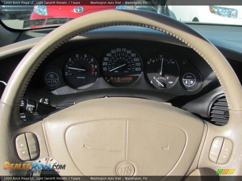 1999 Buick Regal LS Light Sandrift Metallic / Taupe Photo #17