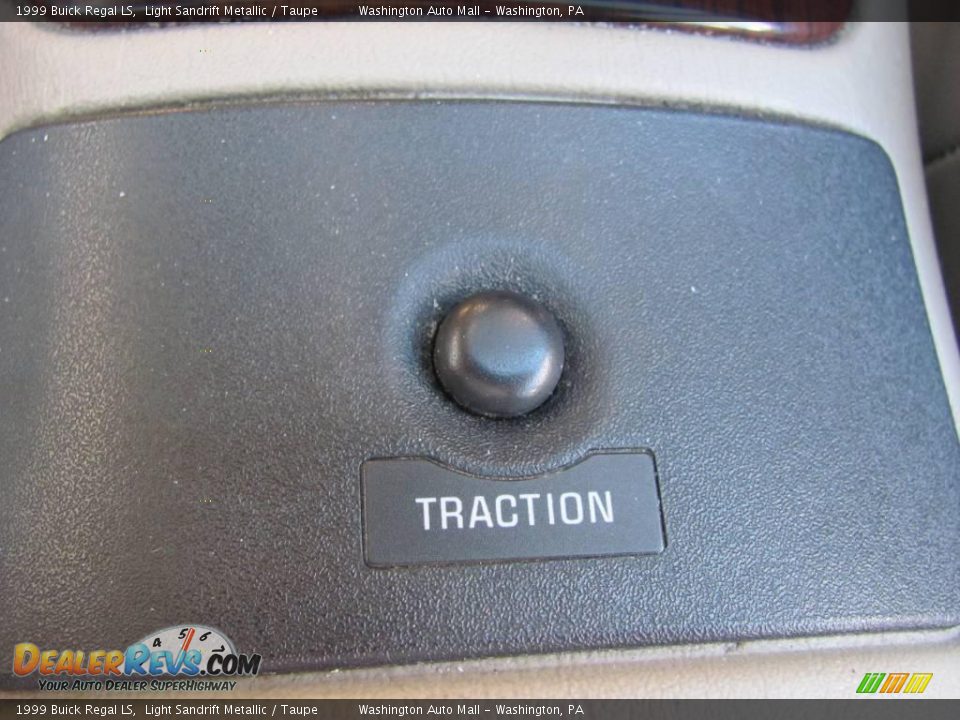 1999 Buick Regal LS Light Sandrift Metallic / Taupe Photo #18