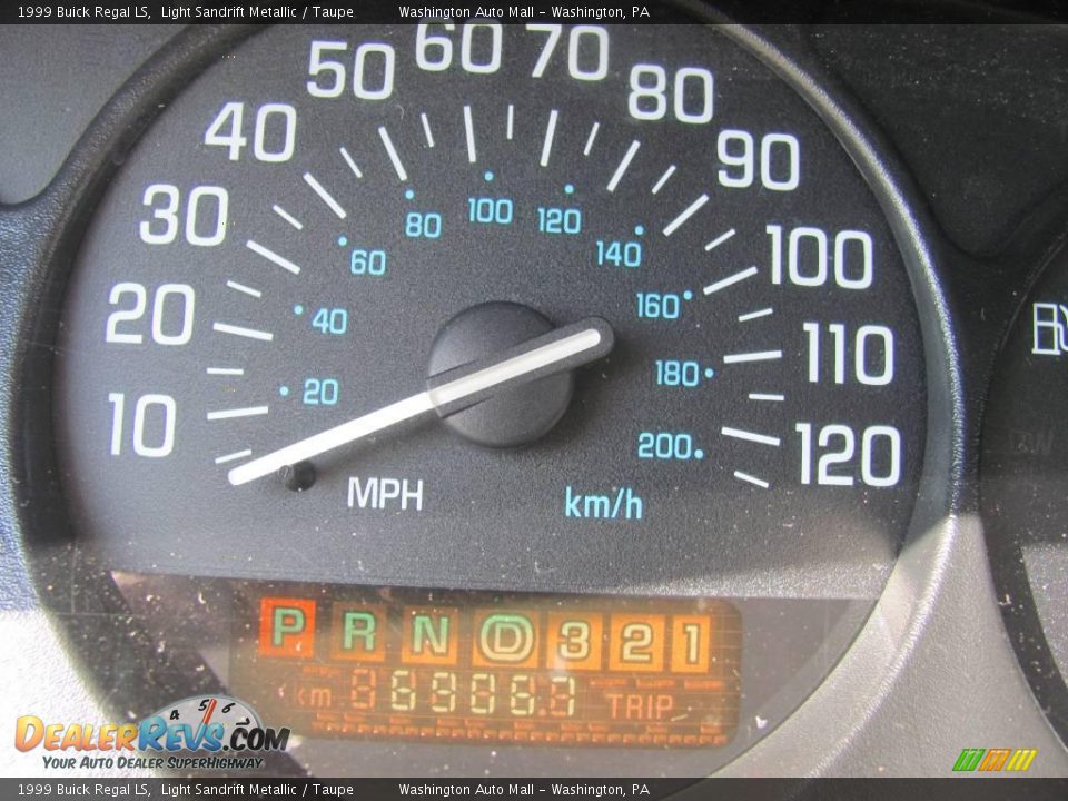 1999 Buick Regal LS Light Sandrift Metallic / Taupe Photo #20