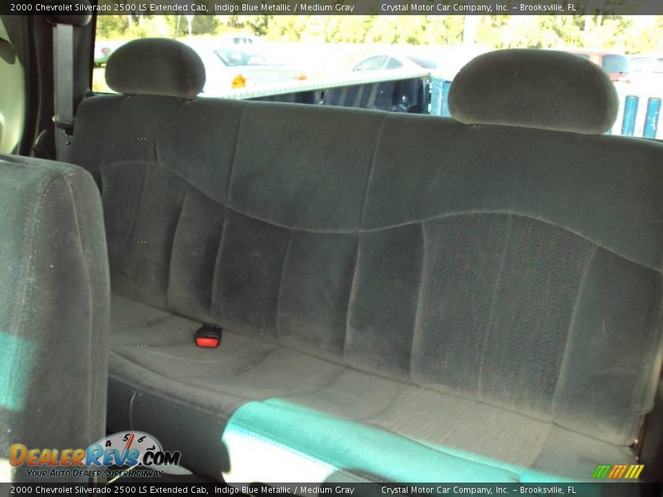 2000 Chevrolet Silverado 2500 LS Extended Cab Indigo Blue Metallic / Medium Gray Photo #5