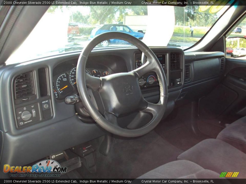 2000 Chevrolet Silverado 2500 LS Extended Cab Indigo Blue Metallic / Medium Gray Photo #6