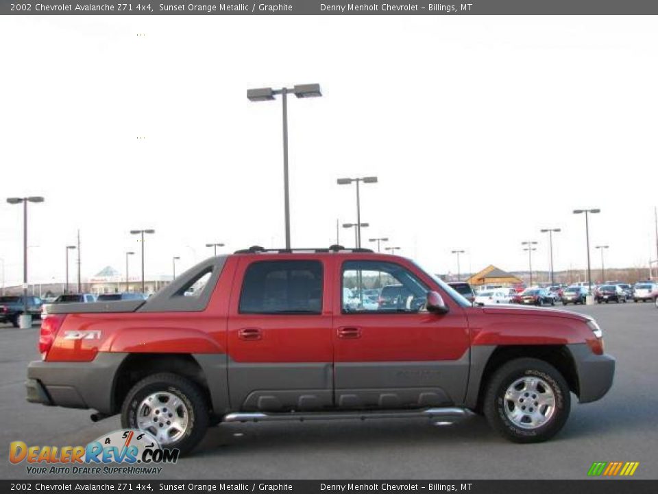 2002 Chevrolet Avalanche Z71 4x4 Sunset Orange Metallic / Graphite Photo #4