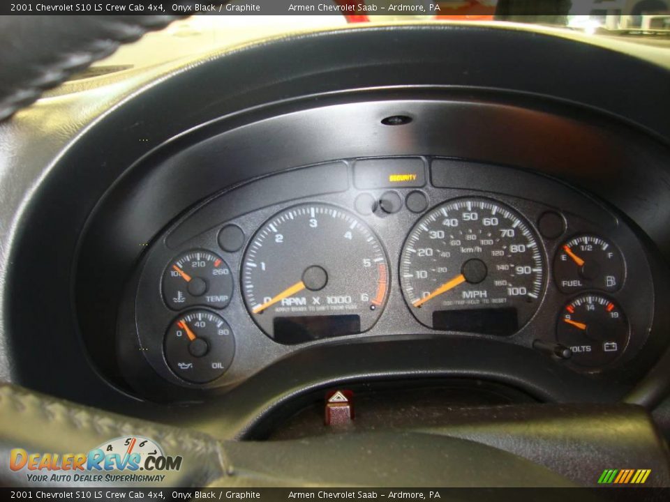 2001 Chevrolet S10 LS Crew Cab 4x4 Onyx Black / Graphite Photo #29