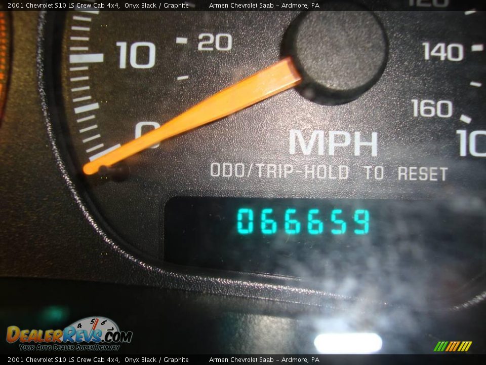 2001 Chevrolet S10 LS Crew Cab 4x4 Onyx Black / Graphite Photo #30