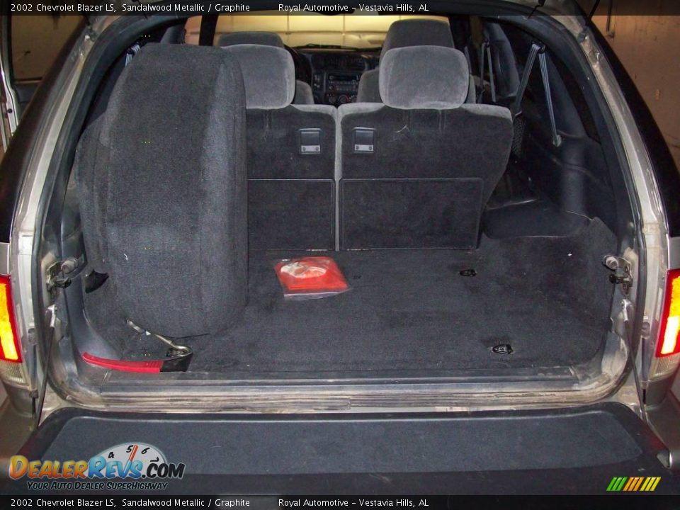 2002 Chevrolet Blazer LS Sandalwood Metallic / Graphite Photo #20