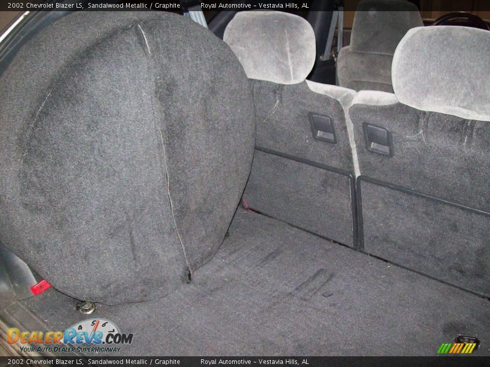 2002 Chevrolet Blazer LS Sandalwood Metallic / Graphite Photo #21