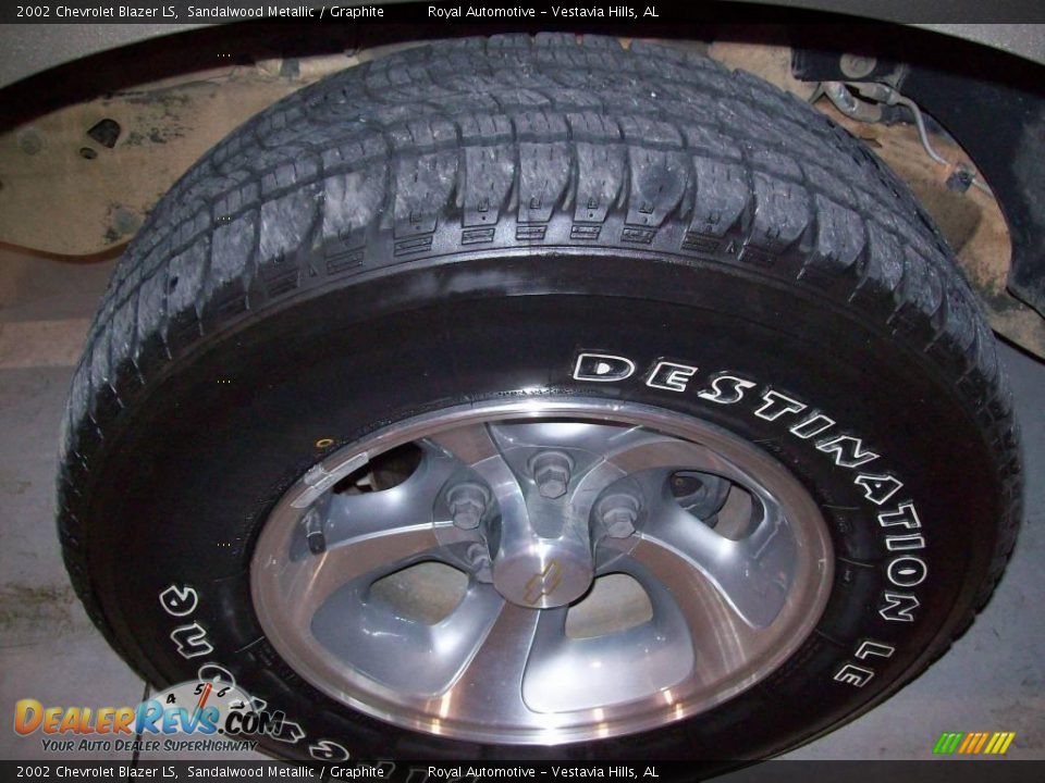 2002 Chevrolet Blazer LS Sandalwood Metallic / Graphite Photo #26