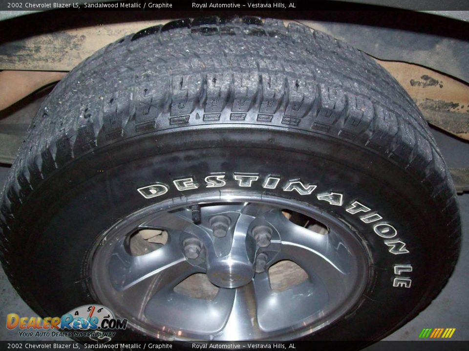 2002 Chevrolet Blazer LS Sandalwood Metallic / Graphite Photo #28