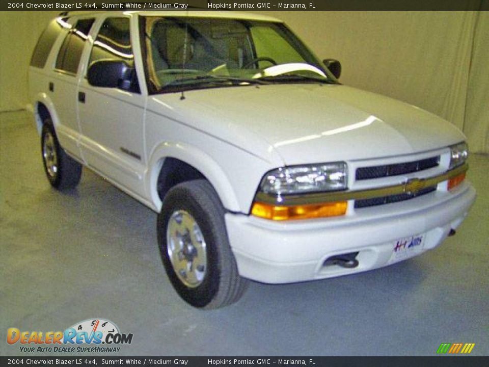 2004 Chevrolet Blazer LS 4x4 Summit White / Medium Gray Photo #2