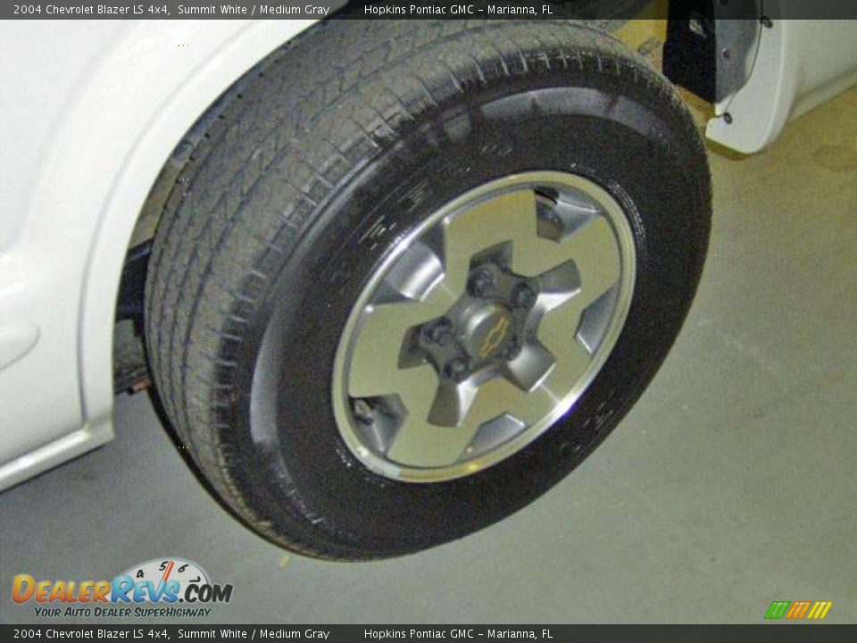2004 Chevrolet Blazer LS 4x4 Summit White / Medium Gray Photo #20