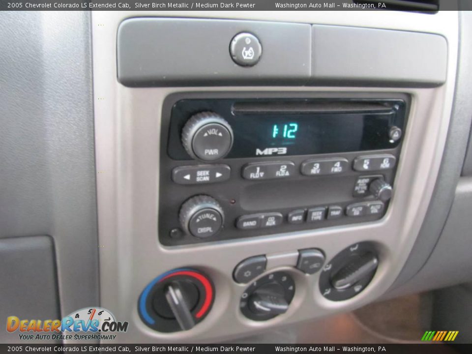 2005 Chevrolet Colorado LS Extended Cab Silver Birch Metallic / Medium Dark Pewter Photo #16