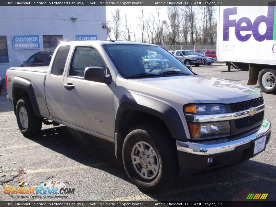 2005 Chevrolet Colorado LS Extended Cab 4x4 Silver Birch Metallic / Sport Pewter Photo #7