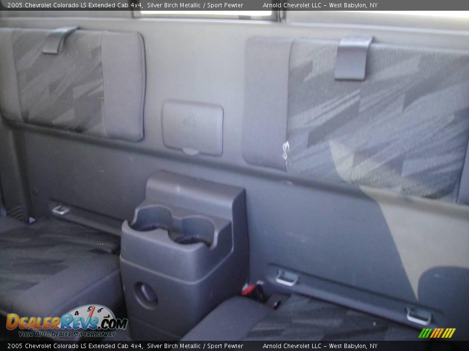 2005 Chevrolet Colorado LS Extended Cab 4x4 Silver Birch Metallic / Sport Pewter Photo #12