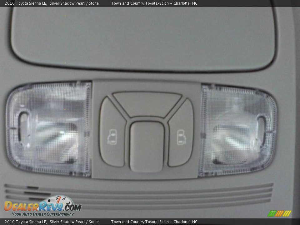2010 Toyota Sienna LE Silver Shadow Pearl / Stone Photo #21