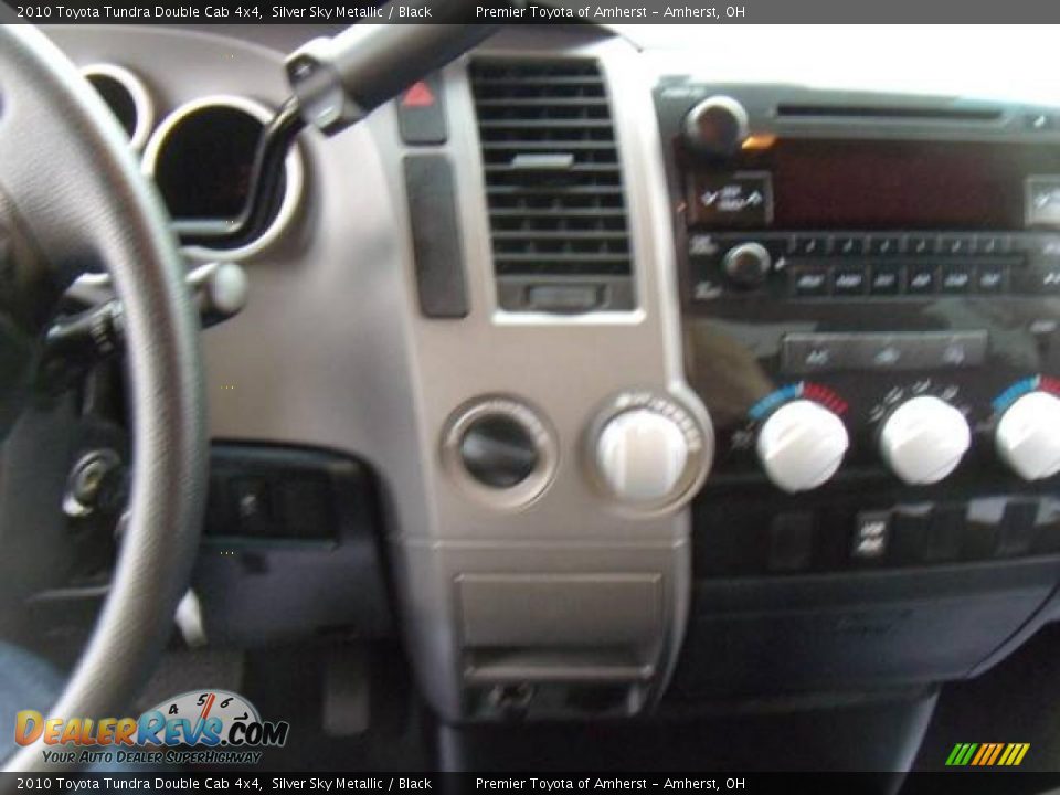 2010 Toyota Tundra Double Cab 4x4 Silver Sky Metallic / Black Photo #16