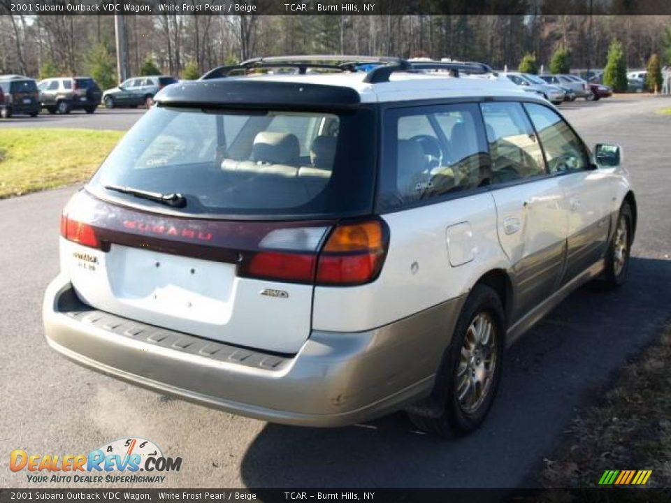 2001 Subaru Outback VDC Wagon White Frost Pearl / Beige Photo #4