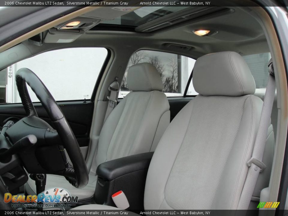 2006 Chevrolet Malibu LTZ Sedan Silverstone Metallic / Titanium Gray Photo #9