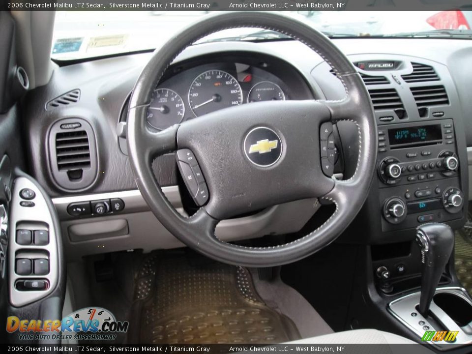 2006 Chevrolet Malibu LTZ Sedan Silverstone Metallic / Titanium Gray Photo #11