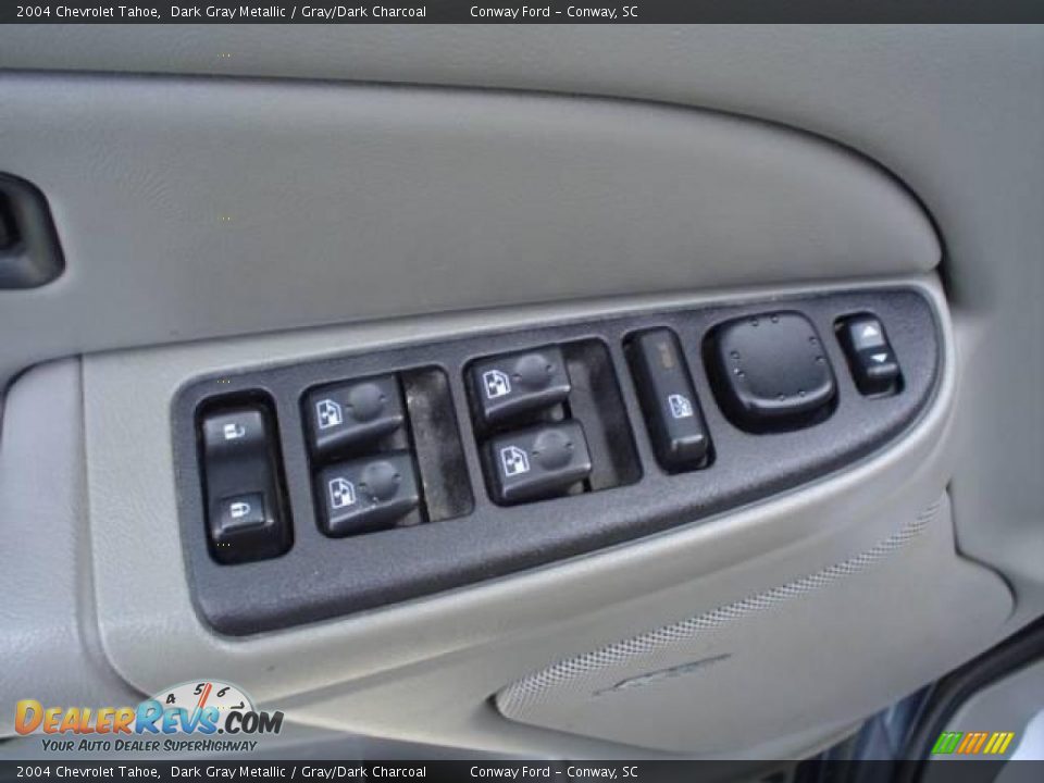 2004 Chevrolet Tahoe Dark Gray Metallic / Gray/Dark Charcoal Photo #23