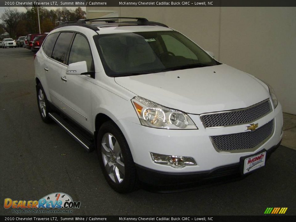 2010 Chevrolet Traverse LTZ Summit White / Cashmere Photo #5