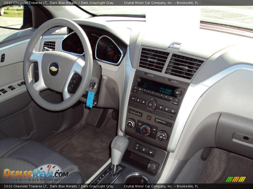 2010 Chevrolet Traverse LT Dark Blue Metallic / Dark Gray/Light Gray Photo #12