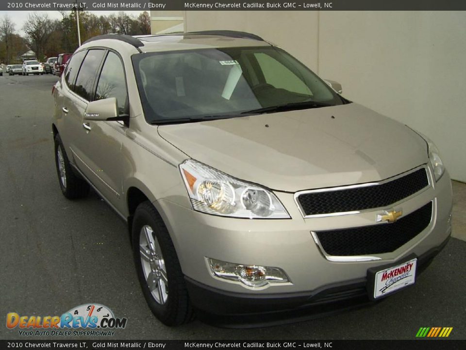 2010 Chevrolet Traverse LT Gold Mist Metallic / Ebony Photo #5
