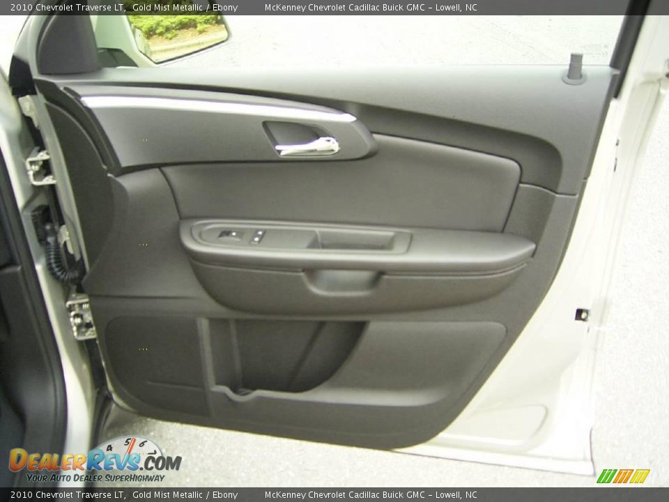 2010 Chevrolet Traverse LT Gold Mist Metallic / Ebony Photo #15
