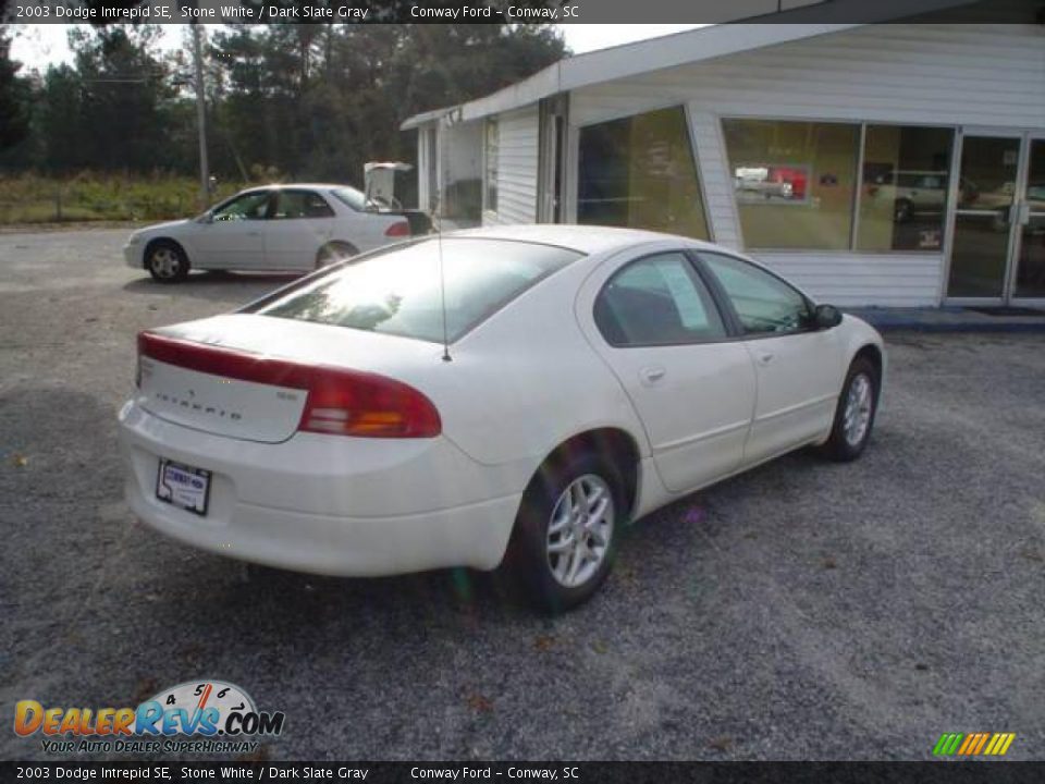2003 Dodge Intrepid SE Stone White / Dark Slate Gray Photo #5