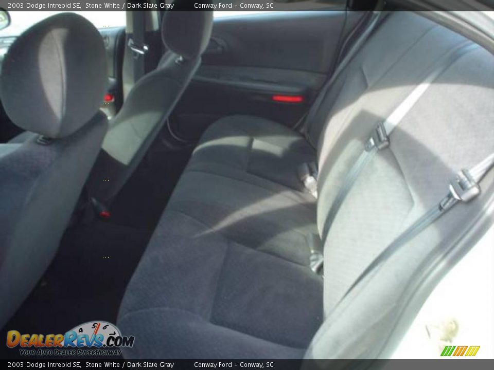 2003 Dodge Intrepid SE Stone White / Dark Slate Gray Photo #18