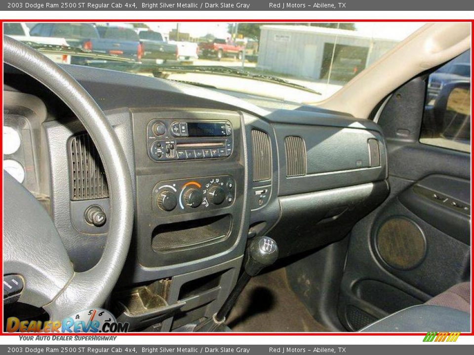 2003 Dodge Ram 2500 ST Regular Cab 4x4 Bright Silver Metallic / Dark Slate Gray Photo #27