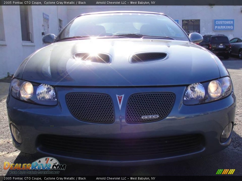 2005 Pontiac GTO Coupe Cyclone Gray Metallic / Black Photo #2