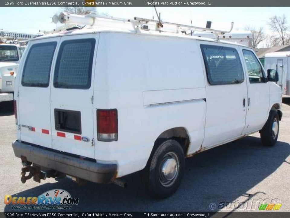 1996 Ford E Series Van E250 Commercial Oxford White / Medium Gray Photo #2