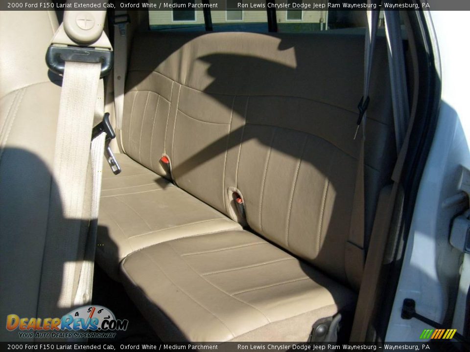 2000 Ford F150 Lariat Extended Cab Oxford White / Medium Parchment Photo #13