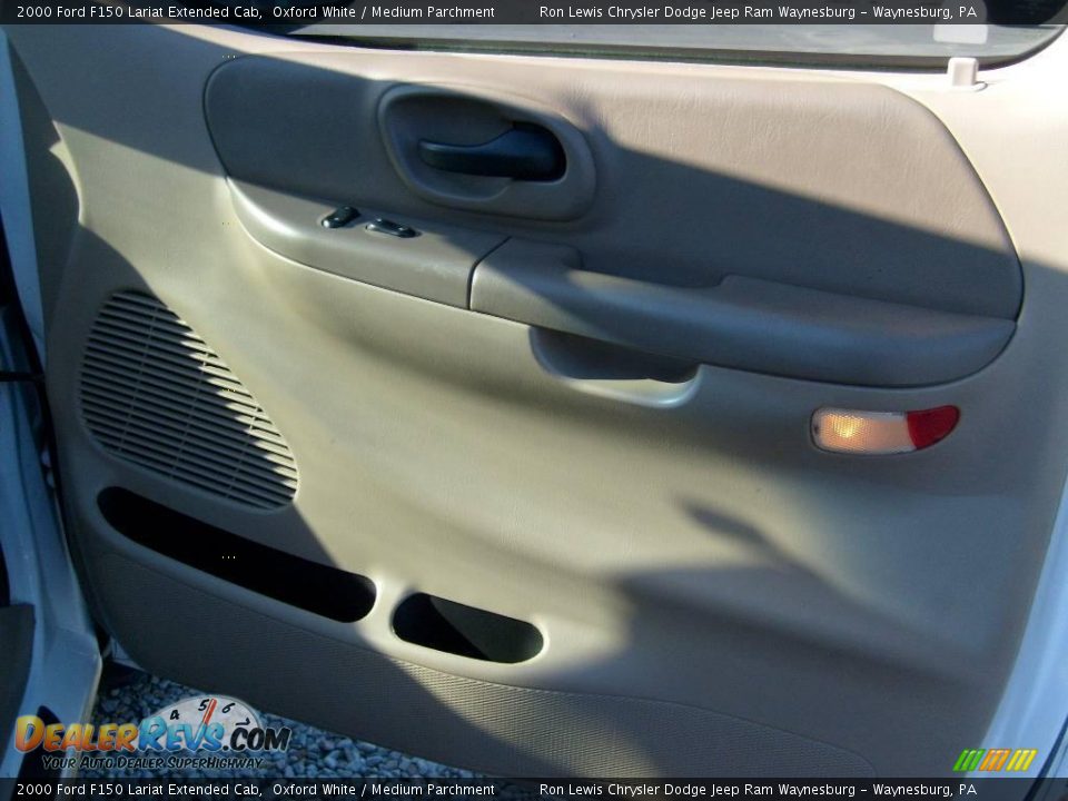 2000 Ford F150 Lariat Extended Cab Oxford White / Medium Parchment Photo #19