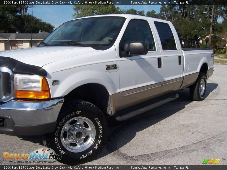 2000 Ford F250 Super Duty Lariat Crew Cab 4x4 Oxford White / Medium Parchment Photo #4