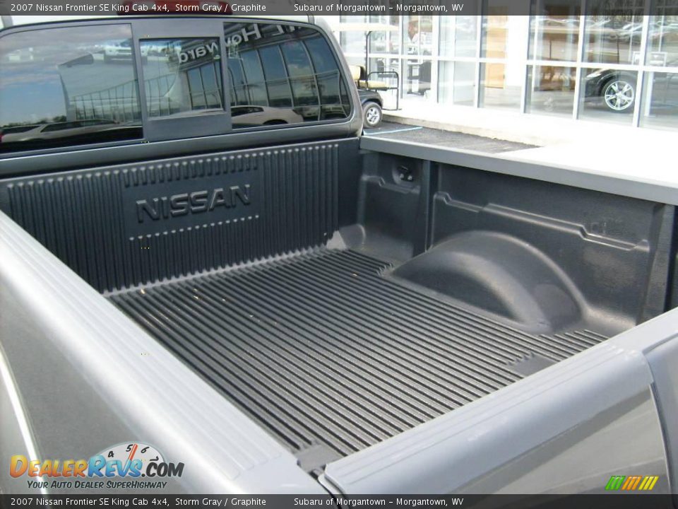 2007 Nissan Frontier SE King Cab 4x4 Storm Gray / Graphite Photo #14