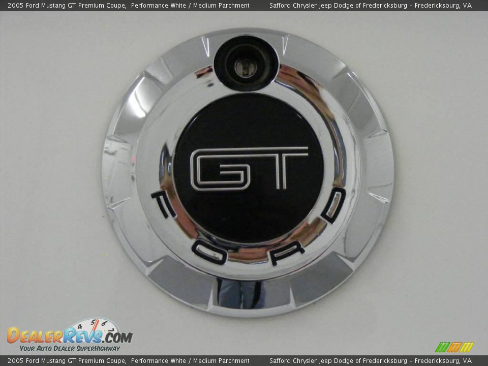 2005 Ford Mustang GT Premium Coupe Performance White / Medium Parchment Photo #25