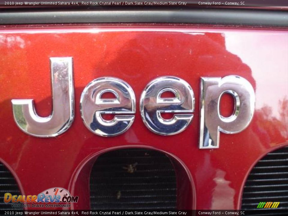 2010 Jeep Wrangler Unlimited Sahara 4x4 Red Rock Crystal Pearl / Dark Slate Gray/Medium Slate Gray Photo #13