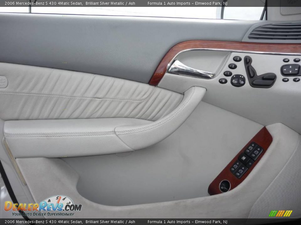 2006 Mercedes-Benz S 430 4Matic Sedan Brilliant Silver Metallic / Ash Photo #12