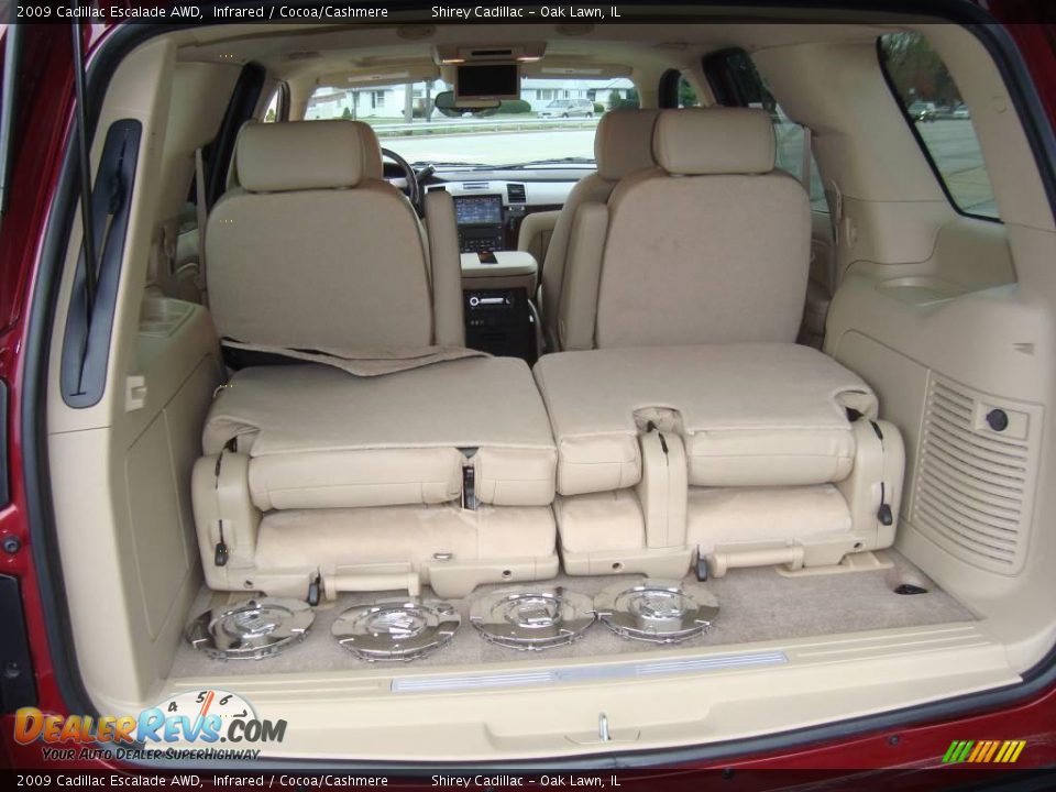 2009 Cadillac Escalade AWD Infrared / Cocoa/Cashmere Photo #16