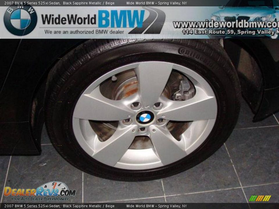 2007 BMW 5 Series 525xi Sedan Black Sapphire Metallic / Beige Photo #6
