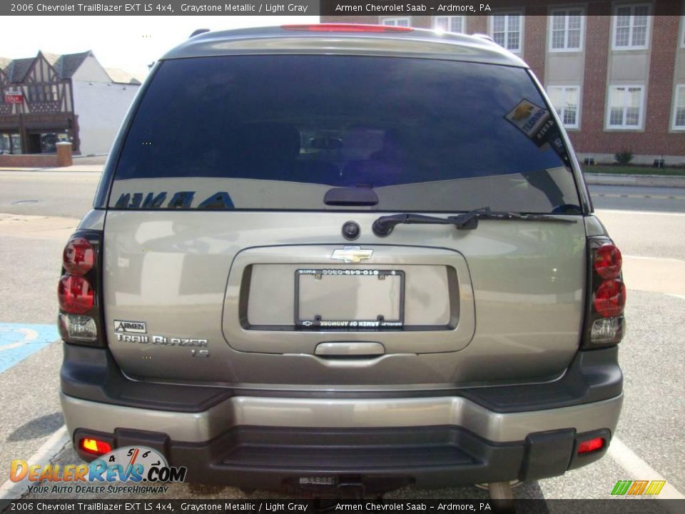 2006 Chevrolet TrailBlazer EXT LS 4x4 Graystone Metallic / Light Gray Photo #8