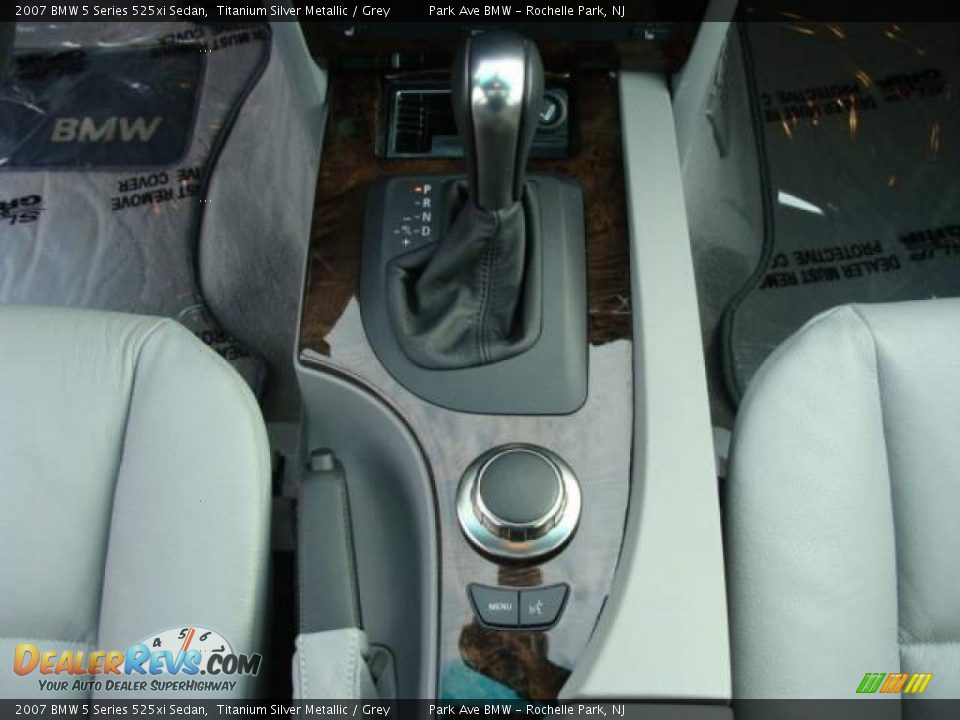 2007 BMW 5 Series 525xi Sedan Titanium Silver Metallic / Grey Photo #16