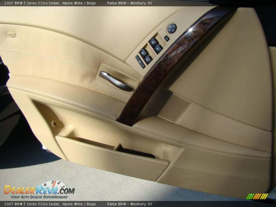 2007 BMW 5 Series 530xi Sedan Alpine White / Beige Photo #7